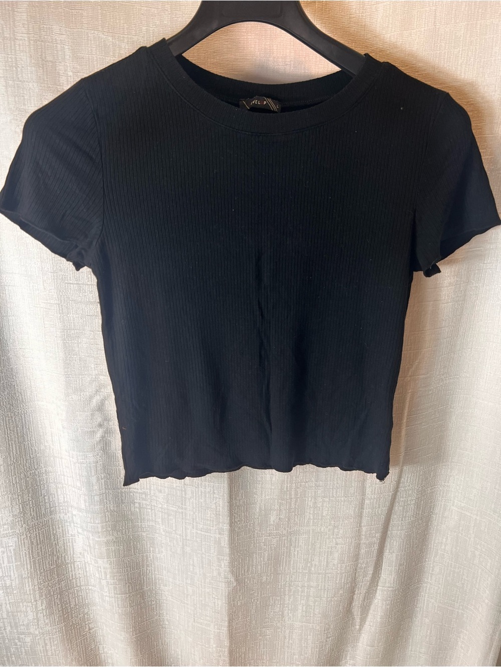 Black Ribbed Short Sleeve Crop Top - Casual Staple Size Large